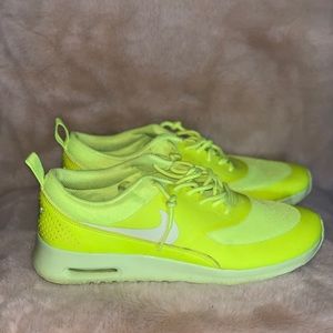 Nike Thea Air Max